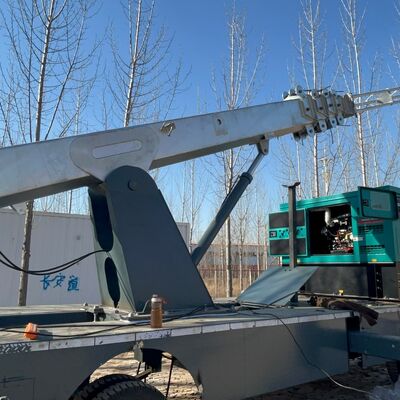 दूरबीन गल्वानाइज्ड स्टील लाइटिंग + संचार 15 20 25M 5G 4G वाईफाई मोबाइल आपातकालीन टॉवर