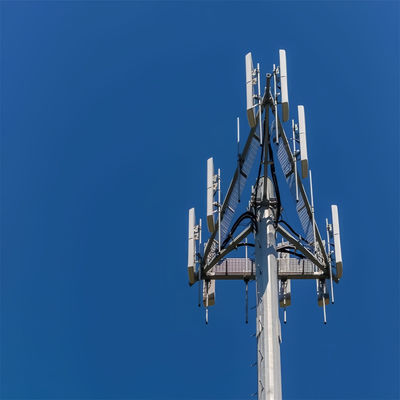 ISO 1461 15 20 30 40 50 M मीटर 4G 5G स्टैंड सेल सिग्नल पोल चढ़ाई सीढ़ी स्व-समर्थन बी मोनोपोल एंटीना टॉवर