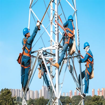 इस्पात ट्रस टॉवर कॉपरड जीएसएम संरचना दूरसंचार 4 पैरों वाला कोणीय इस्पात टॉवर