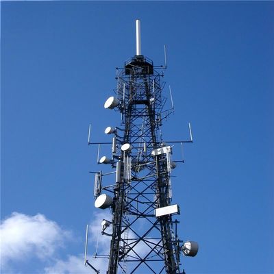 150 फीट 200 फीट स्व-समर्थन स्टील टॉवर सौर पैनल 50 किमी वायरलेस नेटवर्क दूरसंचार टॉवर