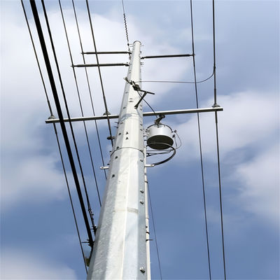 20 मीटर 25 30 मीटर एंटीना दूरसंचार स्टील मोनोपोल टॉवर Q345B / A572 सामग्री
