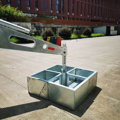 दूरबीन जाली टावर 15-30M जस्ती स्टील ट्रक घुड़सवार संचार एंटेना 40M/S हवा प्रतिरोधी