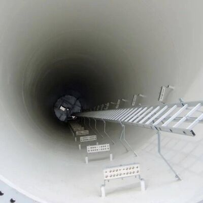 मोनोपोल टॉवर टेलीकॉम सिंगल शाफ्ट Q235 और Q355 स्टील ग्रेड से निर्मित है जो A36 astm EN 1991 1 4 और EN 1993 3 1 डिज़ाइन कोड को पूरा करता है।