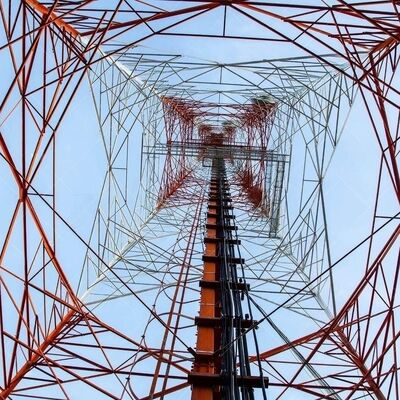 A36 ASTM 4-Legged Galvanized Telecom Steel Lattice Tower for Reliable Internet Solutions Designing