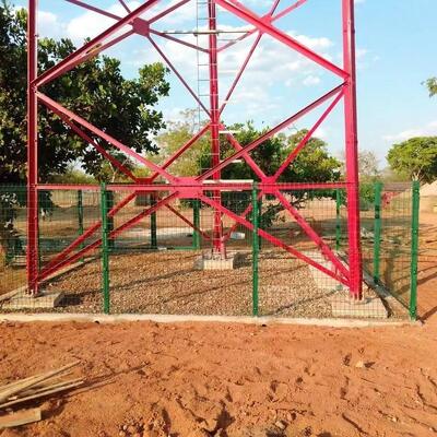 11 17 23 29एम लाइट ड्यूटी 3 लेग्ड एंगुलर स्टील गैल्वेनाइज्ड आउटडोर 5जी 4जी सैटेलाइट लो लोड टेलीकॉम एंटीना टॉवर